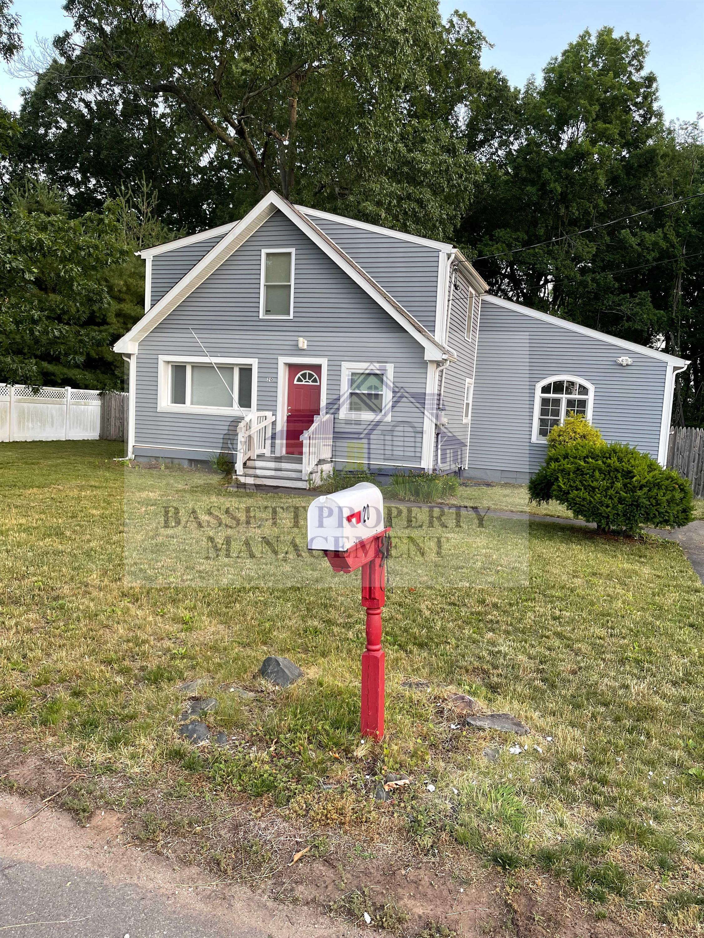 20 Forest Avenue - 1