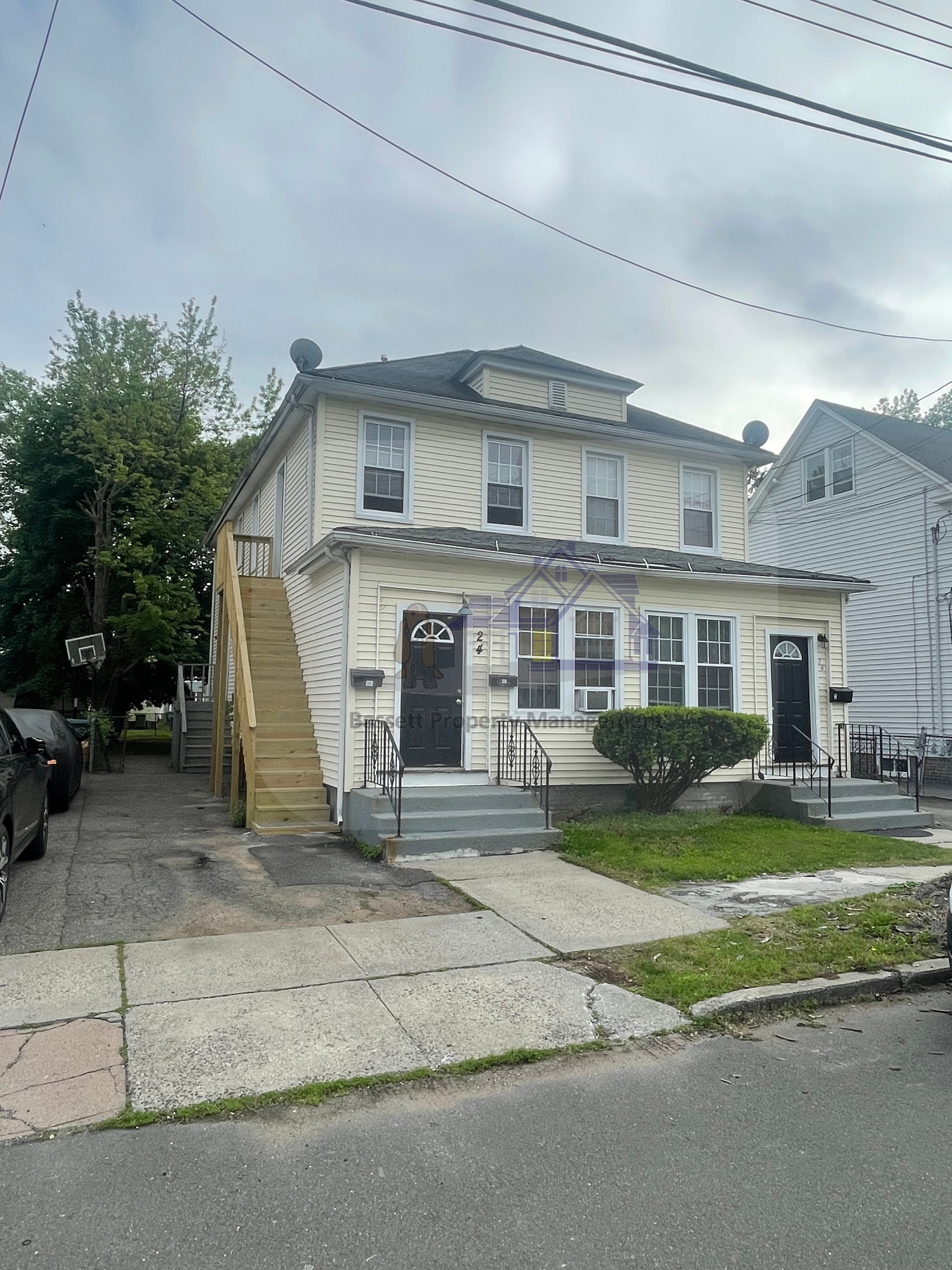 24 Bradley Avenue
