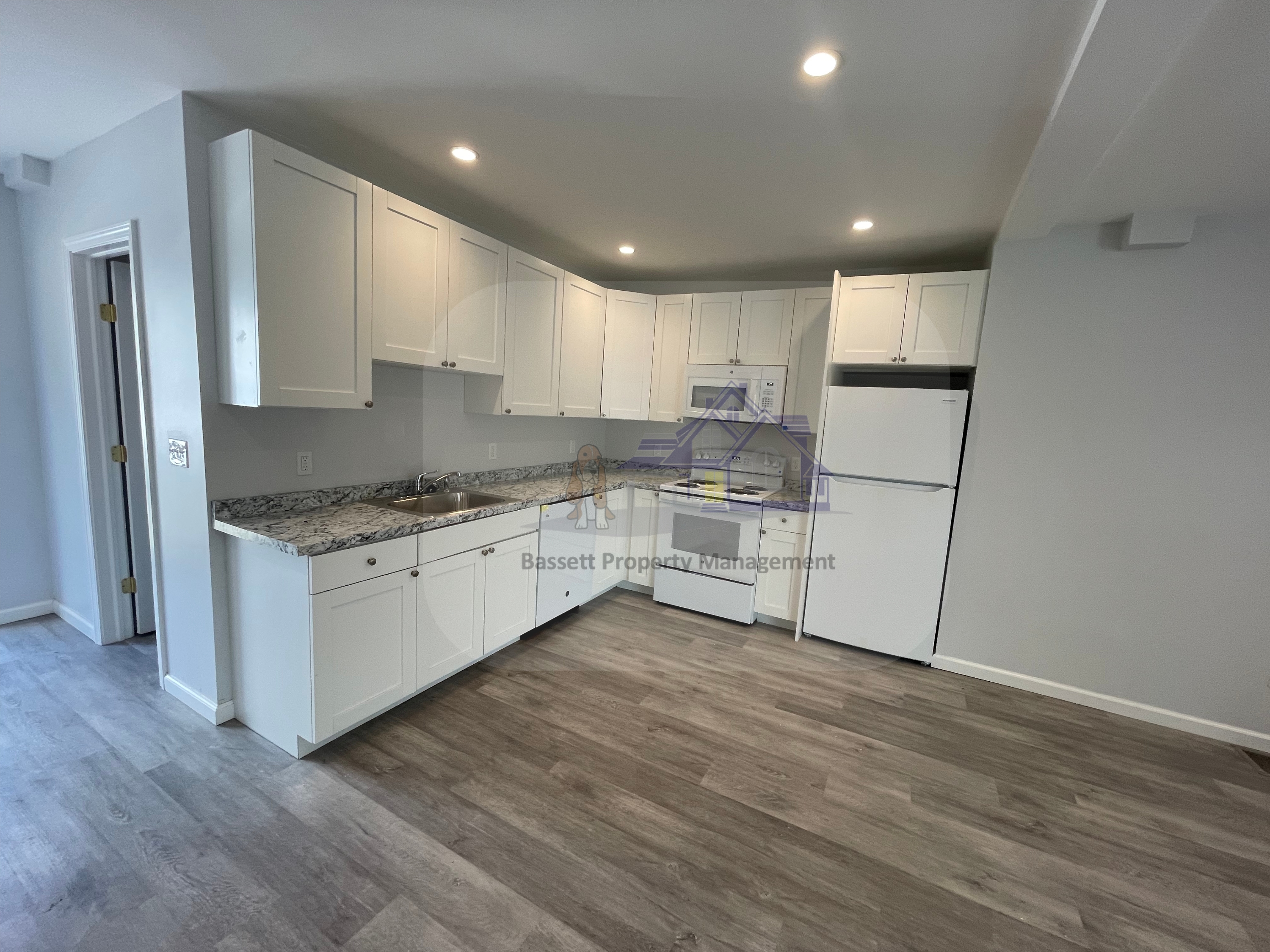 214 Main Street - 1E