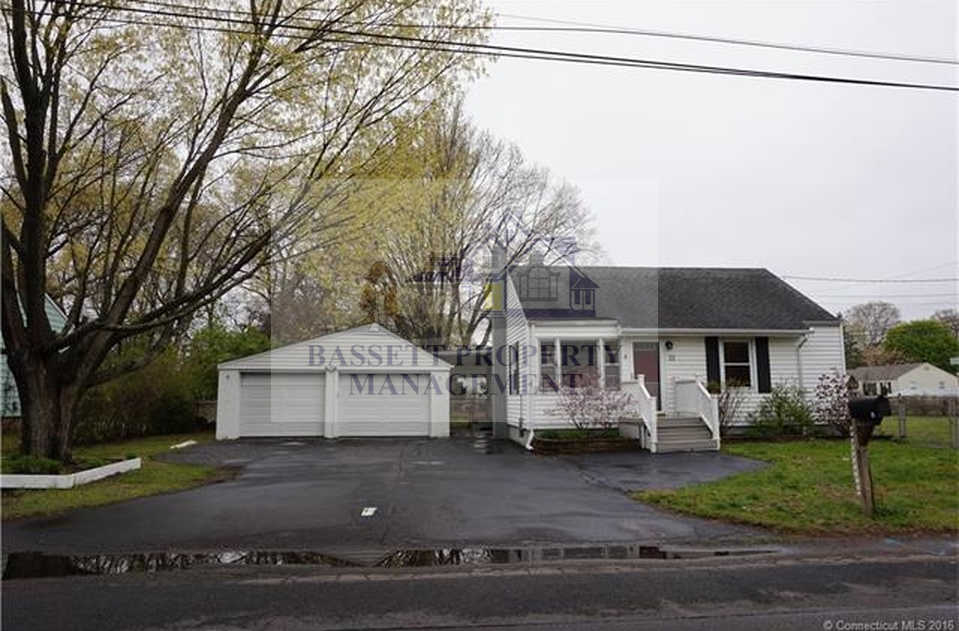 33 Cedar Avenue